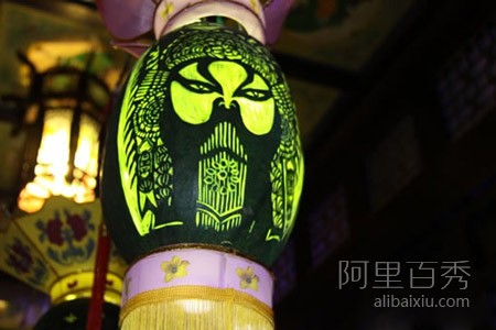 这样的西瓜你舍得吃么?--阿里百秀 这样的西瓜你舍得吃么?--阿里百秀